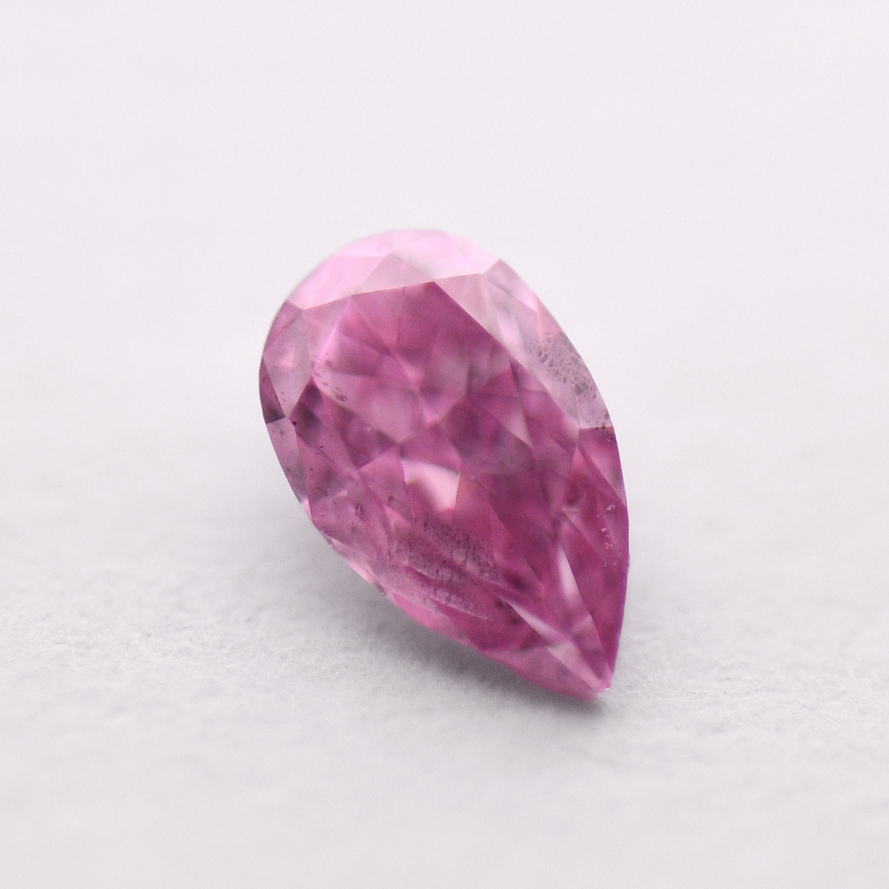 ピンクダイヤモンドルース 0.157ct / Fancy Vivid Purplish Pink / SI-2