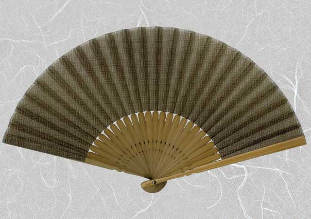 紳士布扇子 小紋茶地 三崩し 扇子箱付-商品画像