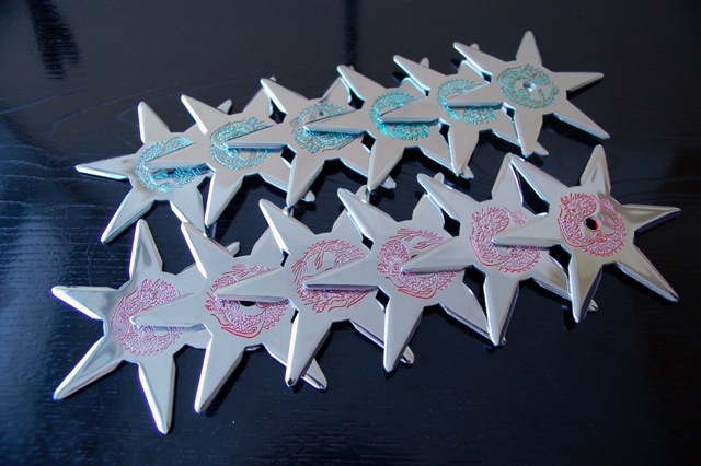 クロムメッキ手裏剣 六方 赤 緑 Mサイズ 12枚-商品画像