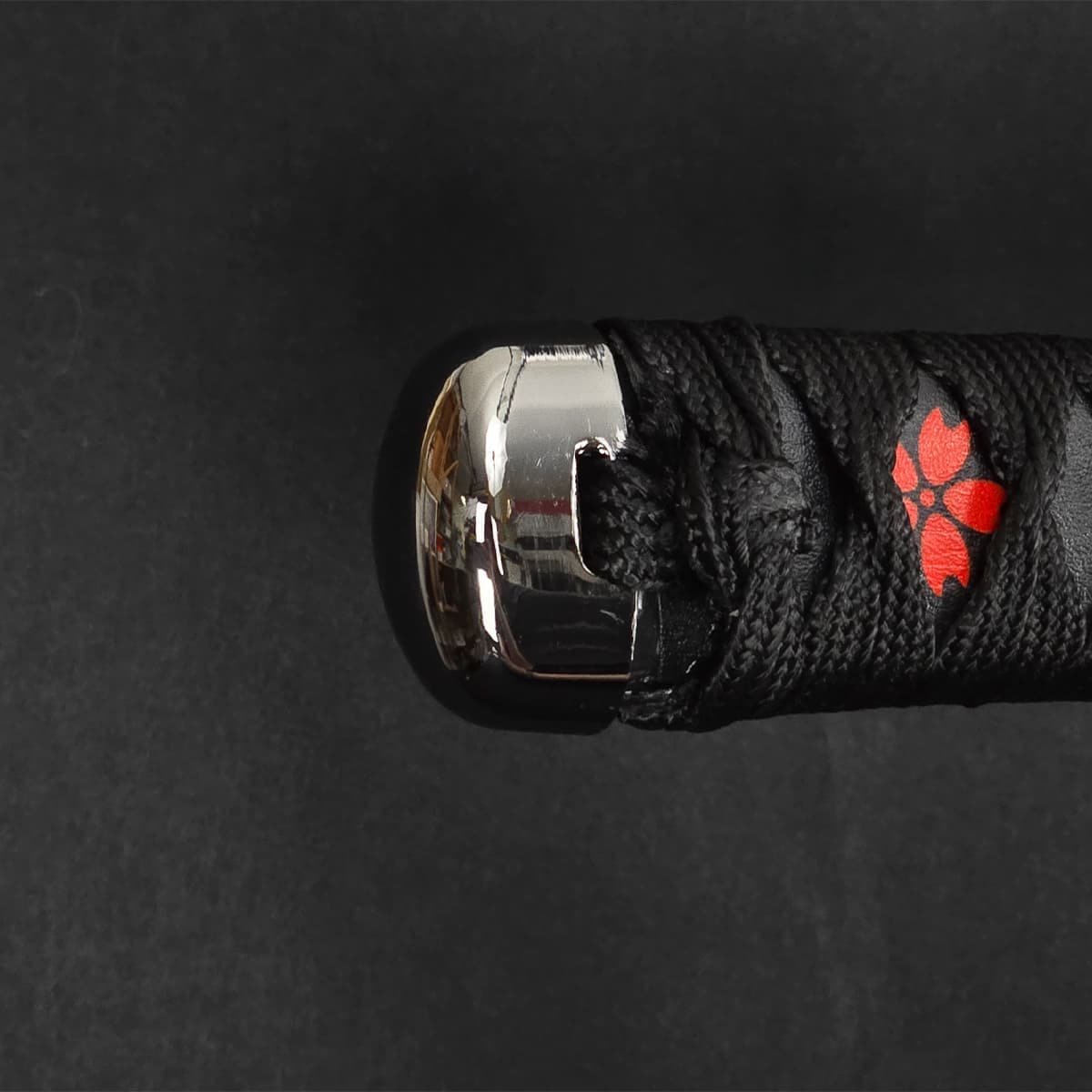 黒斬剣 艶桜拵え 樋入り黒塗り刀身 模造刀｜【公式】模造刀・居合刀の