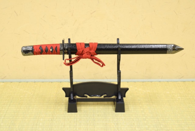 ミニ忍者刀 くノ一 刀掛台付 模造刀｜【公式】模造刀・居合刀の専門店