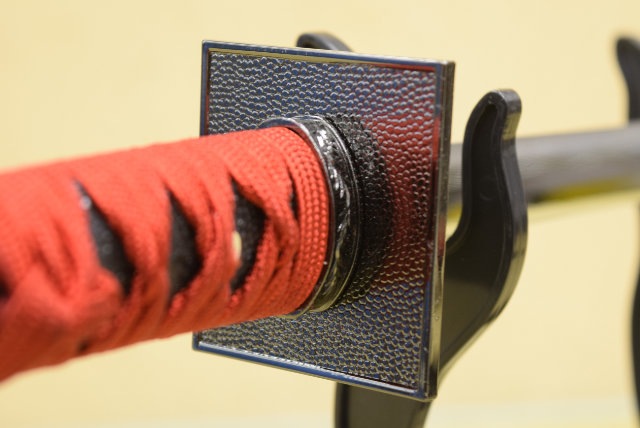 ミニ忍者刀 くノ一 刀掛台付 模造刀｜【公式】模造刀・居合刀の専門店