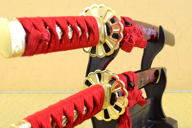 ミニミニ竜３点セット マーブル 赤 刀掛台付 刀身竜彫 模造刀-商品画像