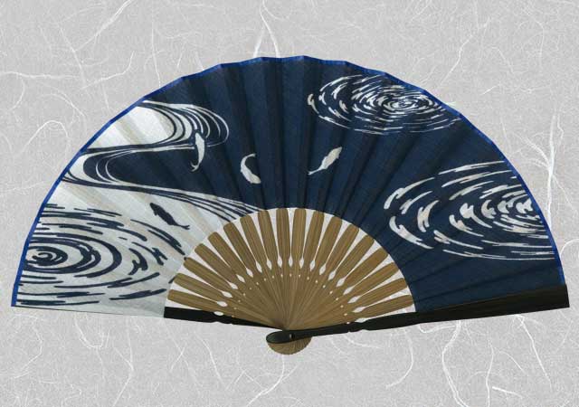 紳士布扇子 手拭プリント 魚 流水 扇子箱付-商品画像