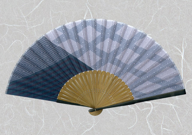 紳士布扇子 ブロークンパターン 菱形 扇子箱付-商品画像