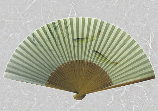 紳士紙扇子 絹張風 鮎 唐木 扇子箱付-商品画像