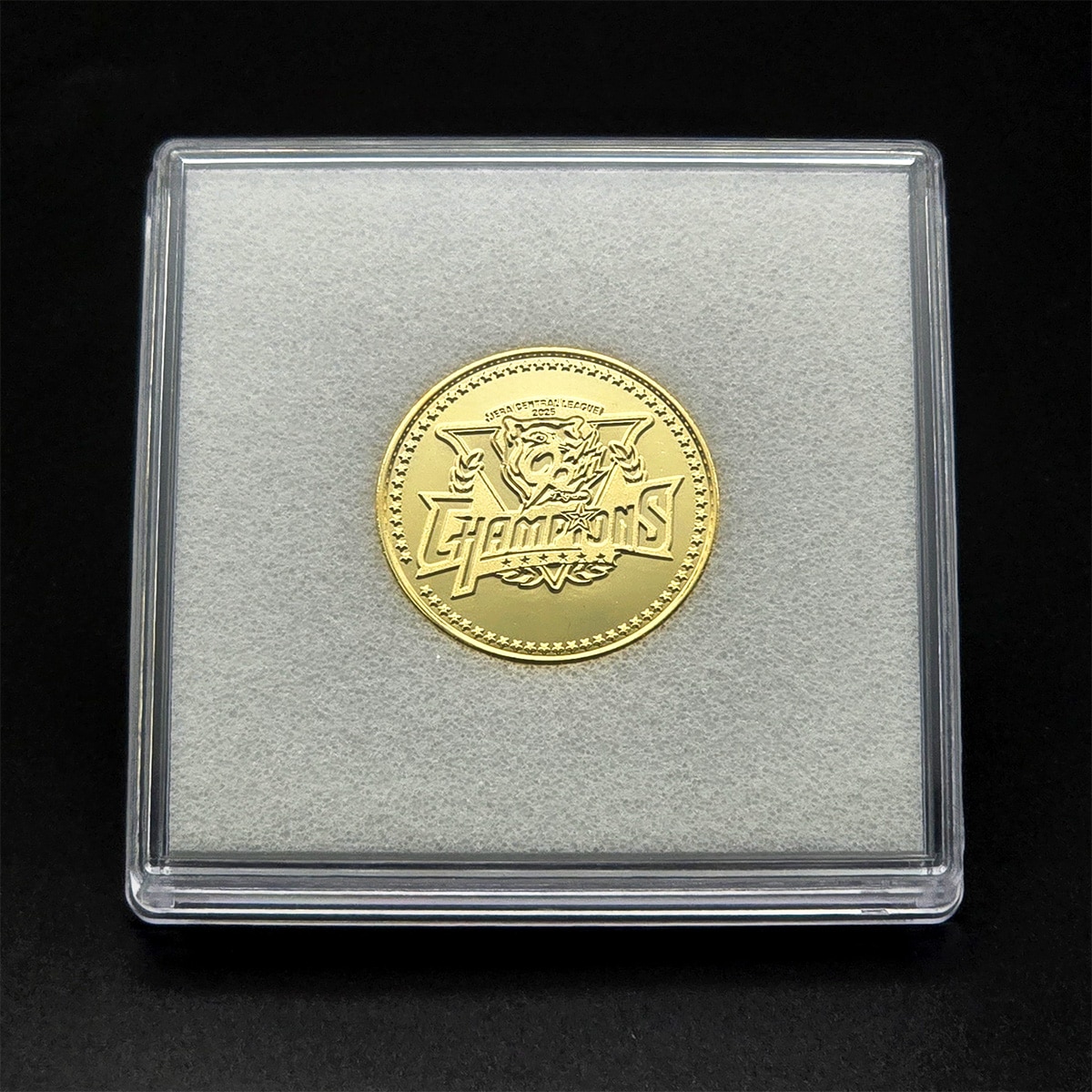 【承認グッズ】 阪神タイガース 2025 JERA セ・リーグ優勝記念 刻印メダル金1点ケース入り-商品画像