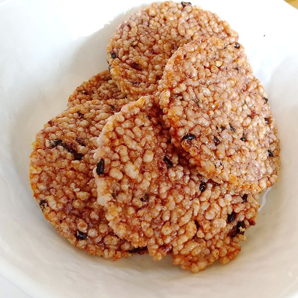 黒米入り　信州りんご米せんべい（70ｇ）× 12袋　■送料無料(沖縄・離島除く)