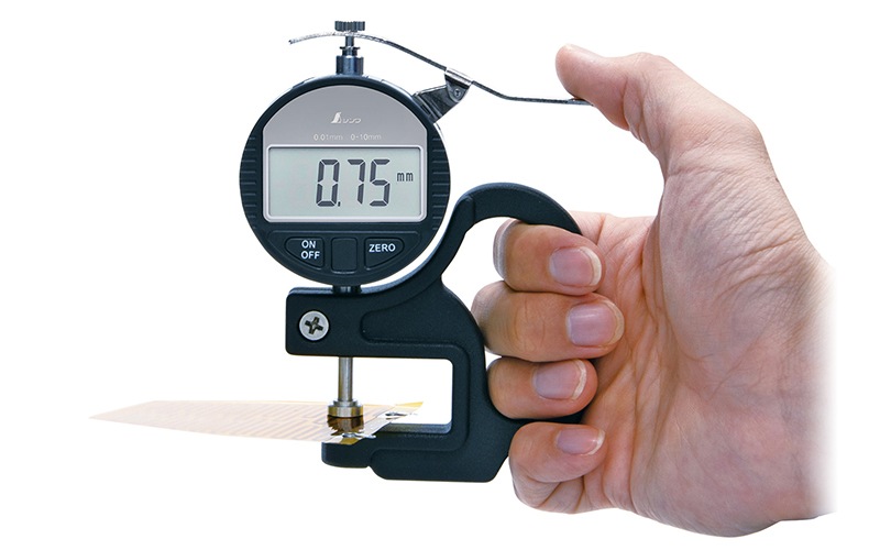 デジタルシックネスキャリパー A0．01㎜／10㎜ ハンドル付