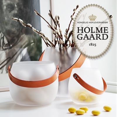 HOLMEGAARD ホルムガード white H10cm<br>DESIGN WITH LIGHT Pot with leather handle white H10cm 4343525 ガラスポット<br>フロスト ポーランド レザーハンドル 花器 ポット ガラス 花瓶 北欧【コンビニ受取対応商品】【RCP】