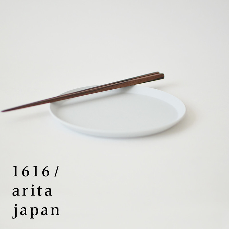 【有田焼/磁器】1616/arita japan TY RoundPlate160 Gray TY ラウンドプレート160 グレー　柳原照弘デザイン<br>TYパレス/皿/plate/百田陶園/イチロク アリタ ジャパン/スタンダード/standard<br>【コンビニ受取対応商品】【RCP】