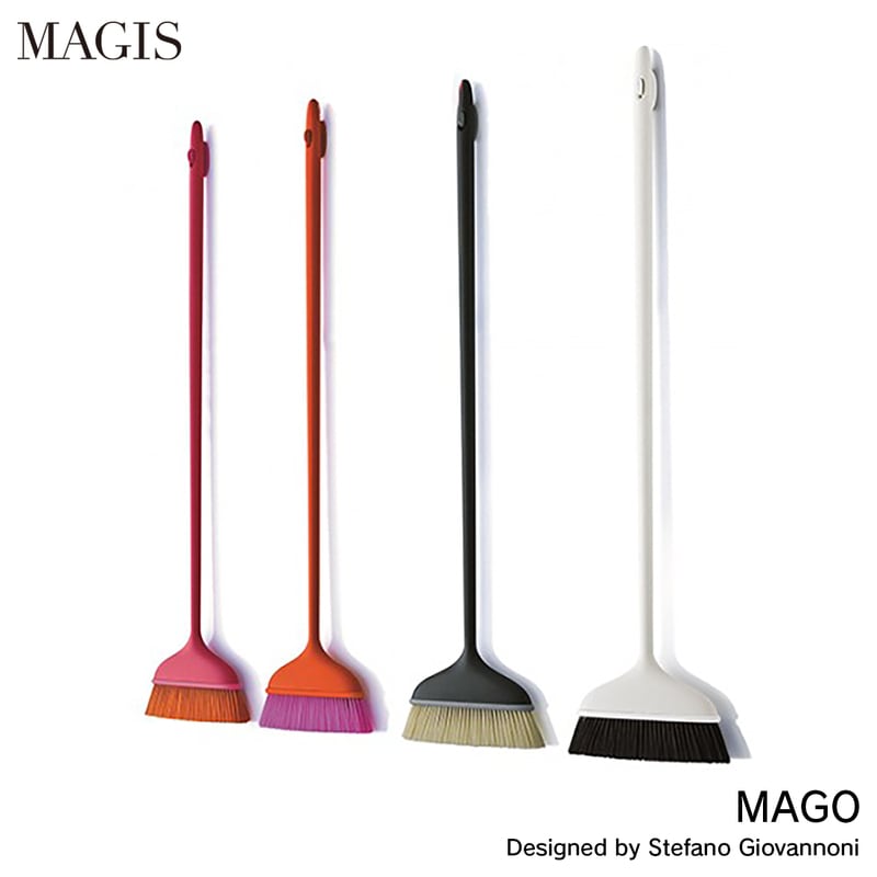 MAGIS マジス MAGO マーゴ フック付 Stefano Giovannoni ステファノ・ジョバンノーニ ほうき 屋外用 掃除