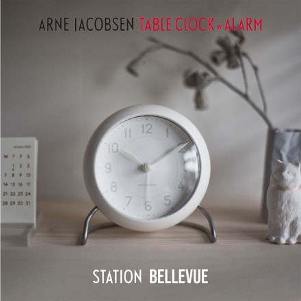 ͡䥳֥ ARNE JACOBSEN STATION Bellevue ơ  ꥫ顼 ٥ӥ塼 110mm TABLE CLOCK<br>֥͡䥳֥򤤳פ˥ޡǥBELLEVUE