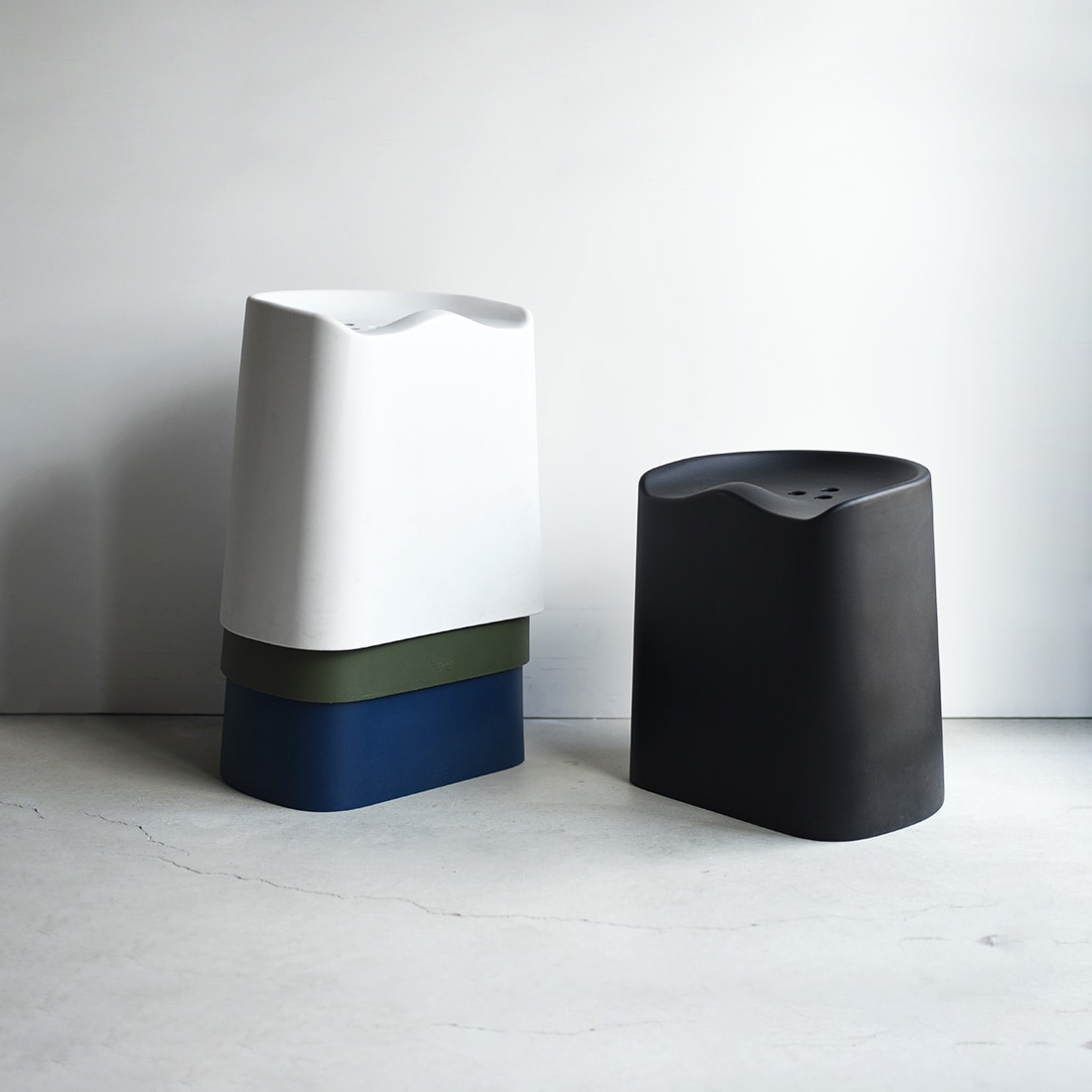 【展示品】クーポン不可 Established&Sons BUTT Estd Collection エスタブリッシュドアンドサンズ  バット スタッキングチェア モノブロック