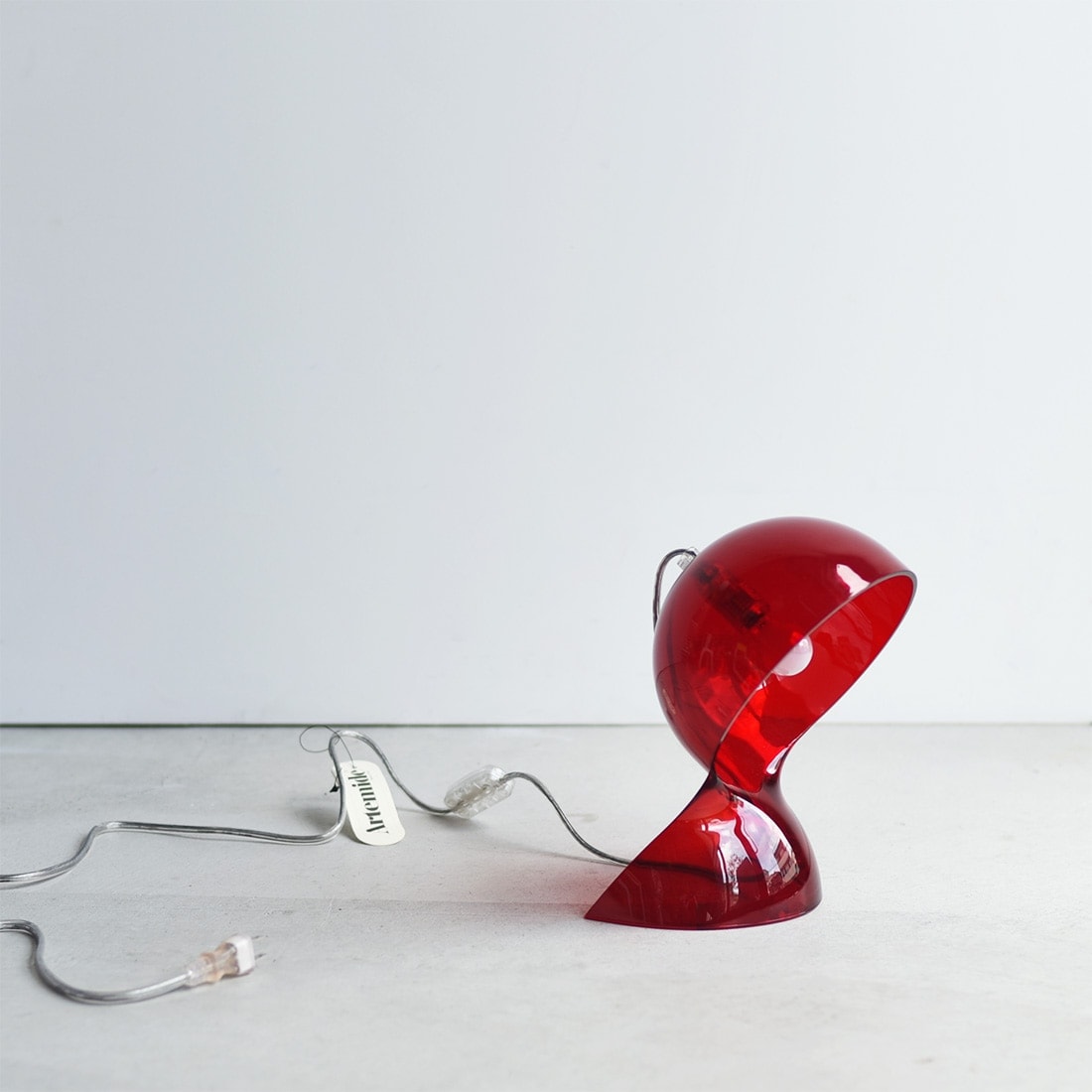 【展示品】クーポン不可 DALU ダル E17 / Artemide アルテミデ / Vico Magistretti ヴィコマジストレッティ