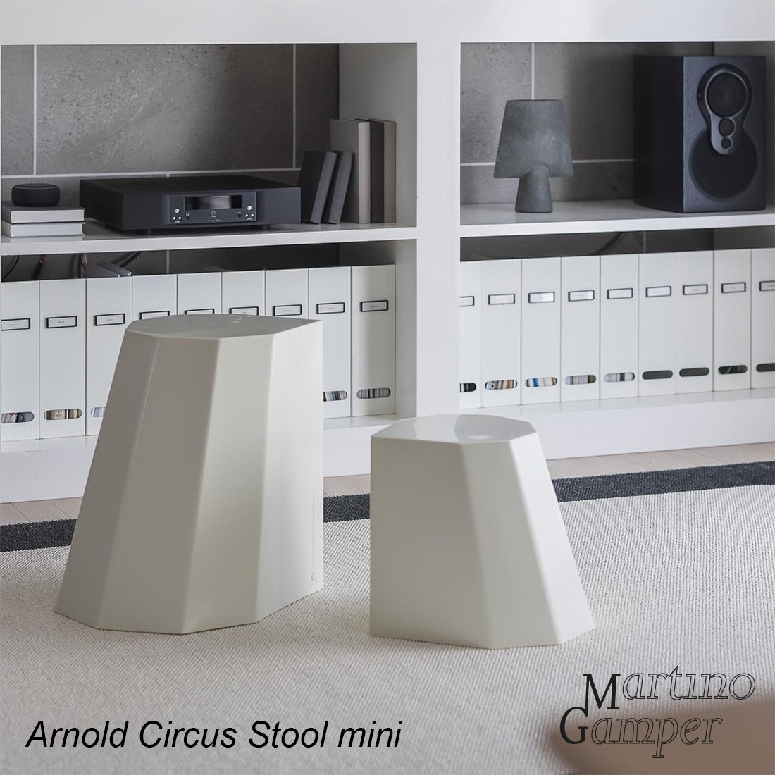 アーノルドサーカススツールミニ sサイズ　アイボリー　中古 Arnold Circus Stool Mini アーノルドサーカススツールミニ Martino