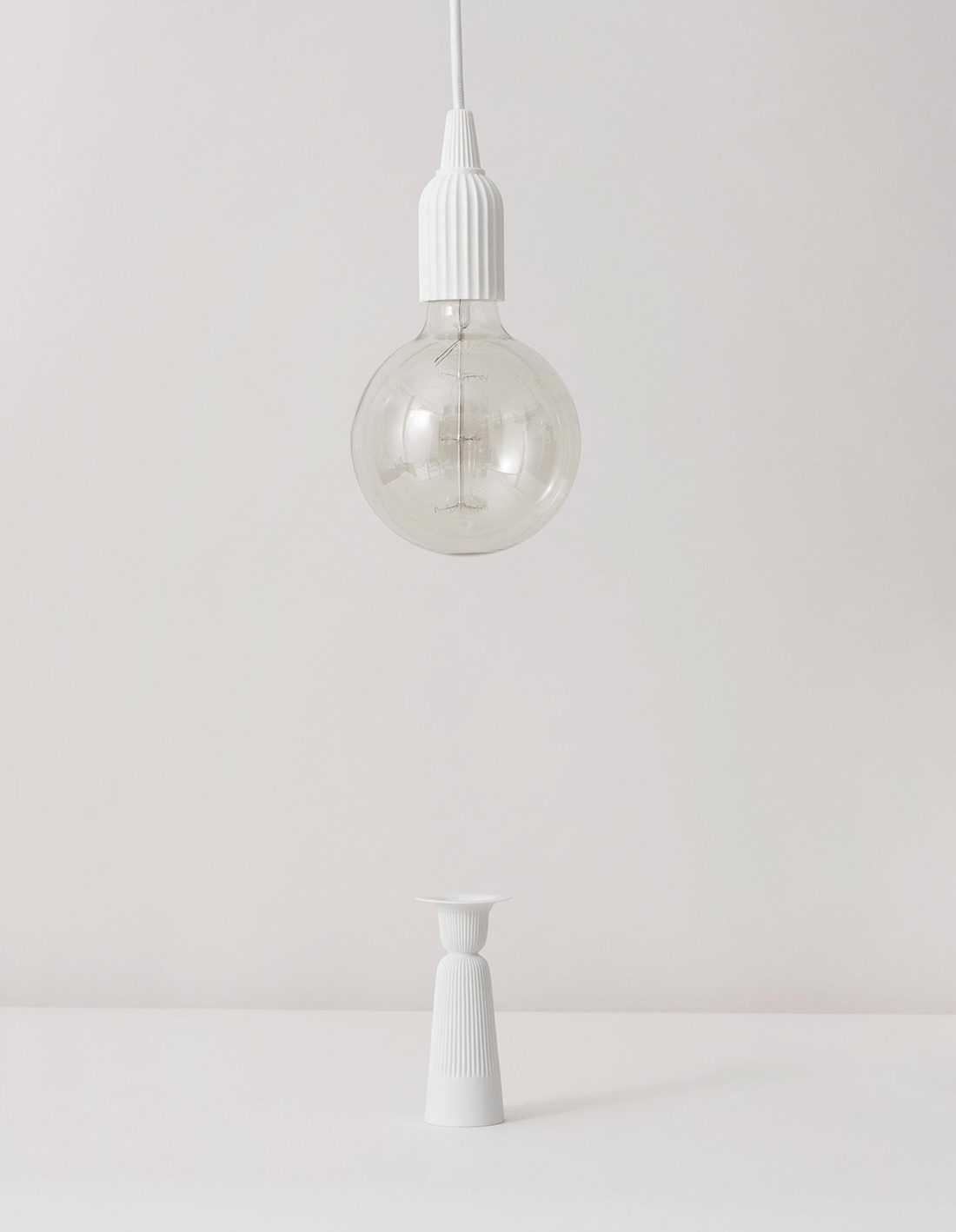 ��SALE�ۥ����ݥ��Բ� LyngbyPorcelaen ����ӥ塼�ݡ������ Tse Candle holder �ĥ� �����ɥ�ۥ���� ƫ�� �� Pili Wu �ԥꡦ����