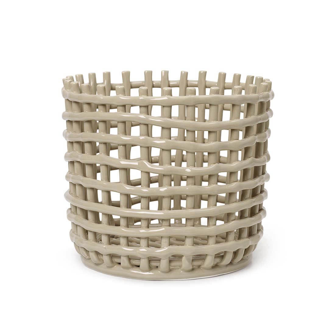 ferm LIVING �ե������ӥ� Ceramic Basket ����ߥå��Х����å� Large �顼�� ���եۥ磻�� �����ߥ�<br><br>����Ū���Ԥ����������줿ƫ��ΥХ����å�