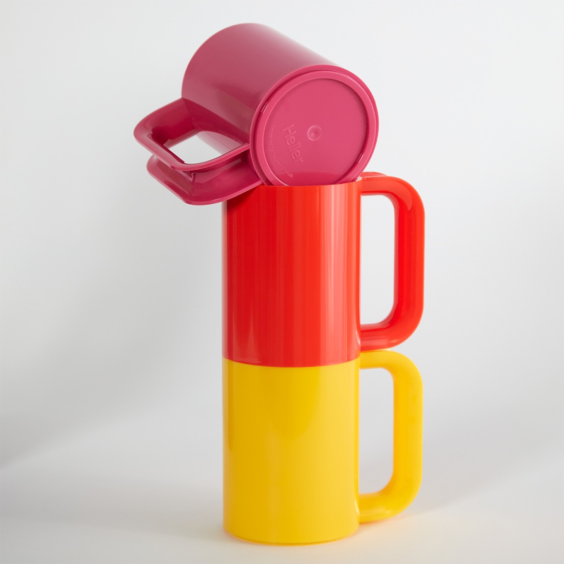 Heller إ顼 Hellerware إ顼 Mug ޥ 400ml å ޥå ץ饹å ե Lella & Massimo Vignelli ޥå⡦ͥå&å顦ͥå<br><br>Ѥ߽ŤͲǽʥեǳڤ줿ޥå