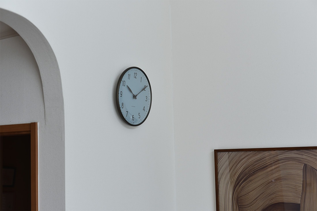 ͡䥳֥ ARNE JACOBSEN AJå ָ꿧 ֥롼 STATIONơ 290mm 43643 ɳݤ <br><br>ǥǥޡι̱Ūʱػ"STATION"ָǥ֥롼о졪