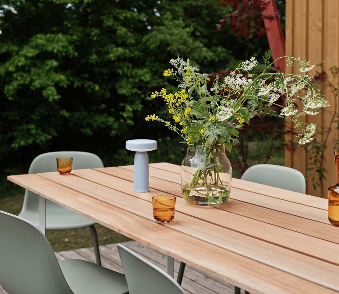 MUTO アウトドアテーブルセット MUUTO 70/70 Outdoor Table アウトドアテーブル TAF マホガニー 庭