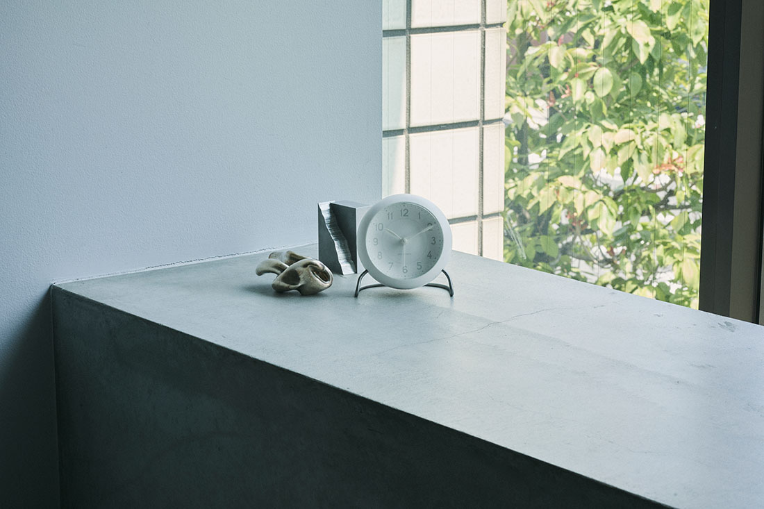 ͡䥳֥ ARNE JACOBSEN STATION Bellevue ơ  ꥫ顼 ٥ӥ塼 110mm TABLE CLOCK<br>֥͡䥳֥򤤳פ˥ޡǥBELLEVUE