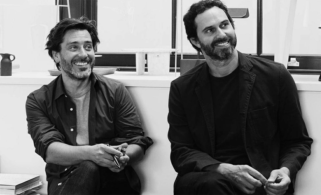 FLOS �ե��� Bellhop �٥�ۥå�Edward Barber & Jay Osgerby �ơ��֥���� �饤�� ���� �ǥ����ʡ��� ������� �ڥ����� �ơ��֥� ������Բ�