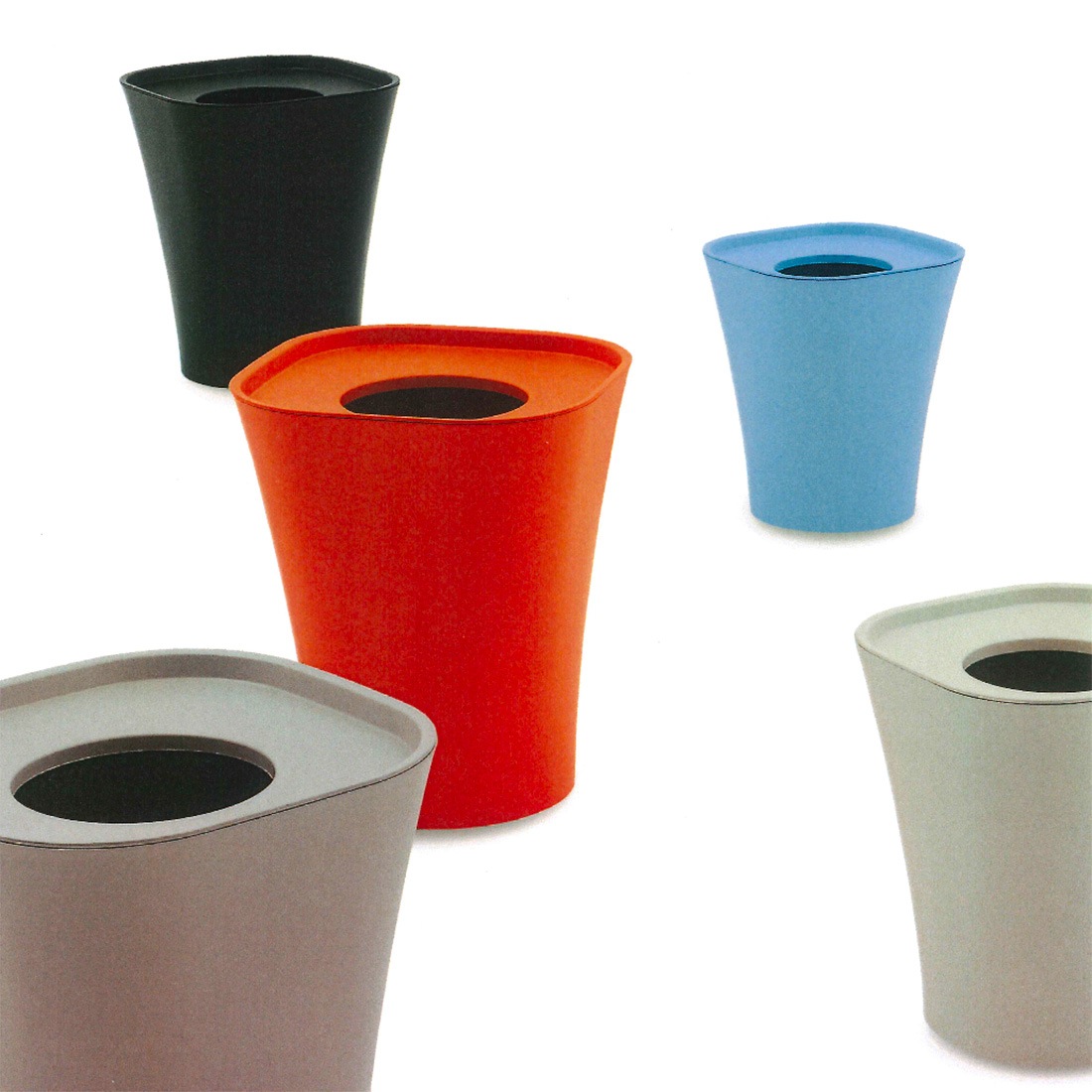 MAGIS �ޥ��� Trash �ȥ�å��� S������ ���㥹�ѡ� ��꥽�� Jasper Morrison ����Ȣ 