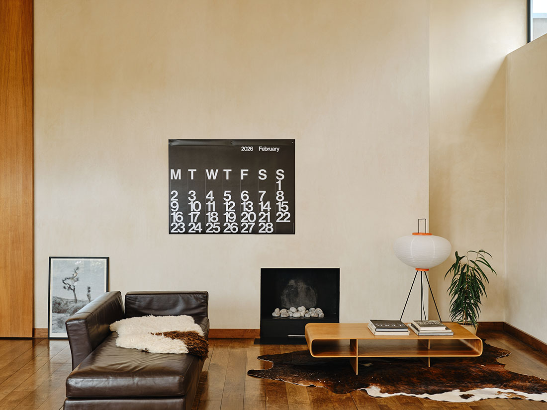 Stendig Calendar 2026 ���ƥ�ǥ����������� ����8ǯ �ɳݤ� Stendig �����С������� �������� Massimo Vignelli �ޥå��⡦�����ͥå� 122x92cm<br><br>�ߥåɥ������꡼�����ǥ�����ξ�ħ