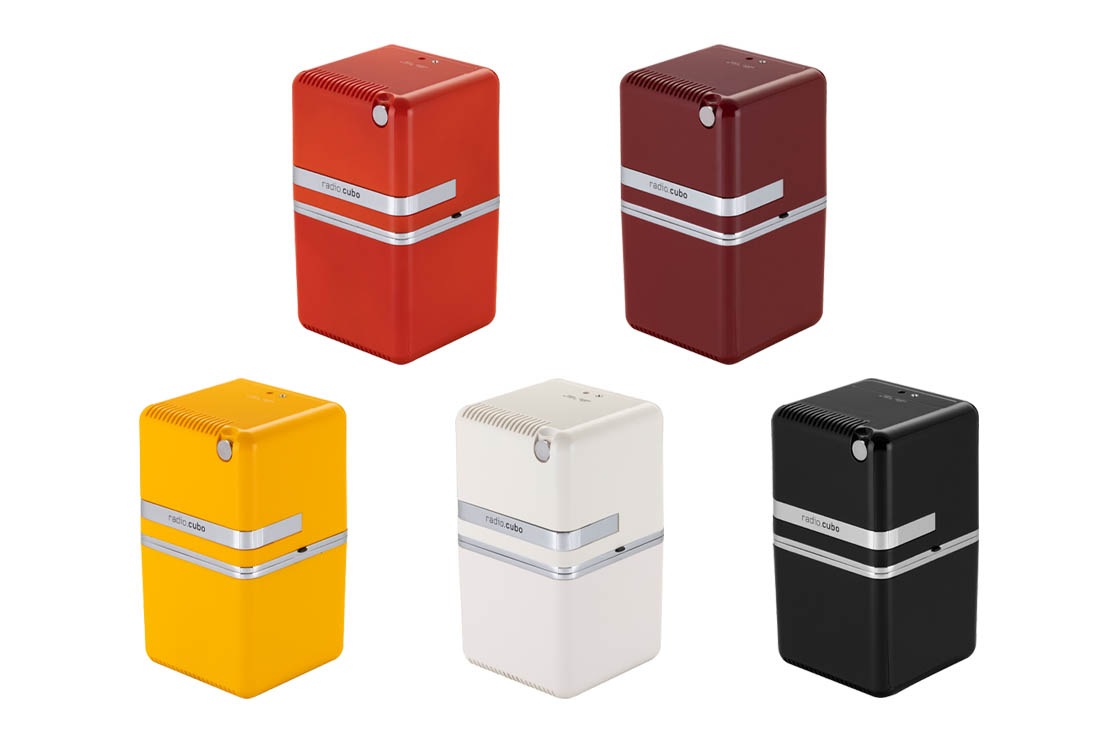 BRIONVEGA �֥ꥪ��٥� radio.cubo �饸�����塼�� 50��ǯ��ǥ� �ݡ����֥� �����ǥ��� Bluetooth ���ż� ��⥳��  �ޥ륳�����̡��� ����㡼�ɡ����åѡ�