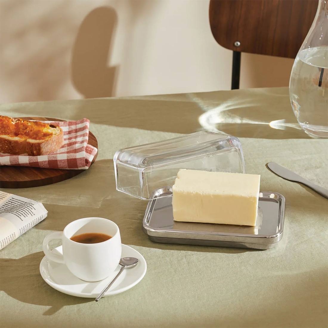 ALESSI Butter dish å Хǥå ES03 Ettore Sottsass åȥ졦åȥ Х<br><br>ǥ󳦤ˤ̿ϻϼԤΰͥåȥ졦åȥǥ