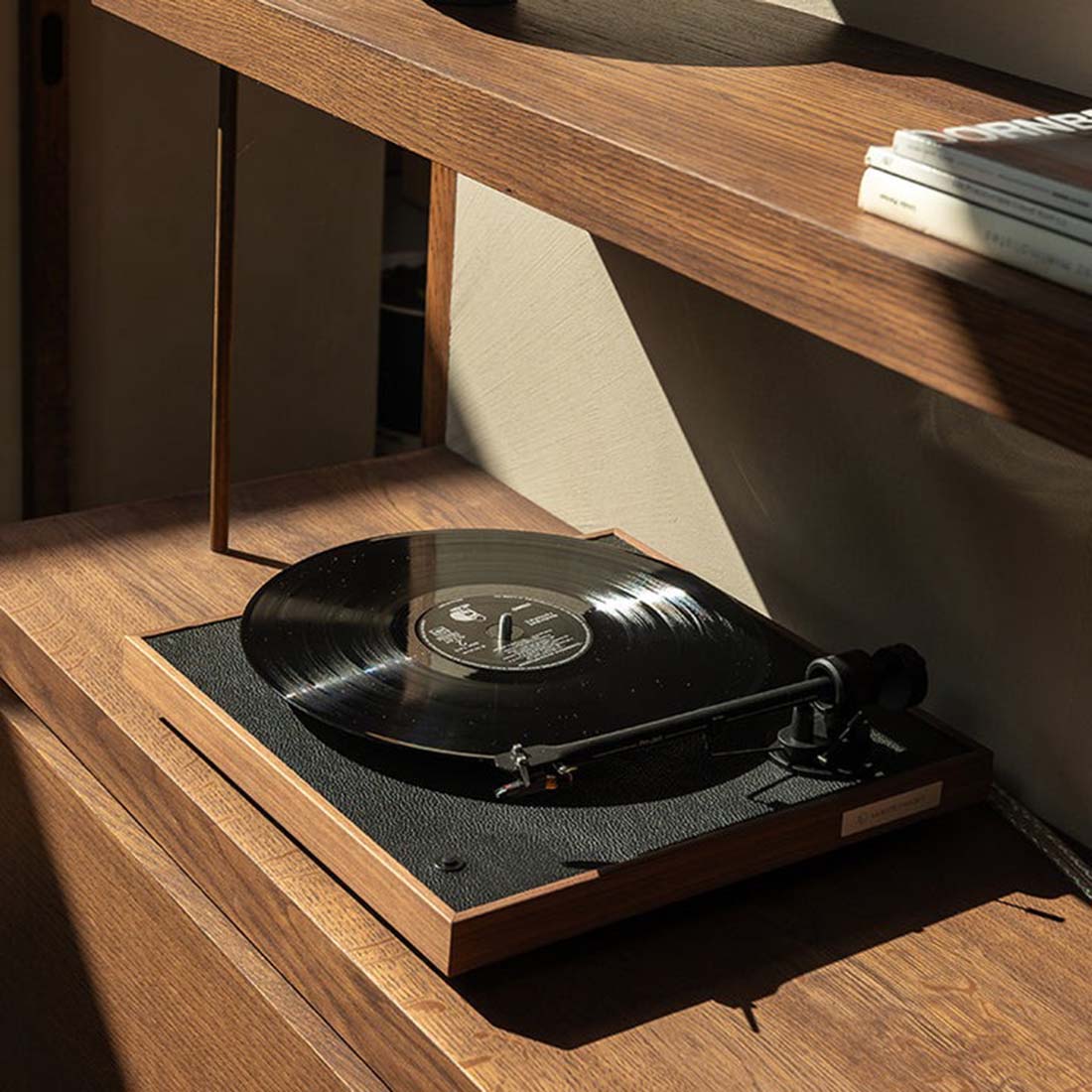 La Boite concept �顦�ܥ�åȥ��󥻥ץ� Square CC ������ơ��֥� �쥳���� �����ǥ���<br>����ץ��¤���˽ɤ륯��եȥޥ󥷥å�