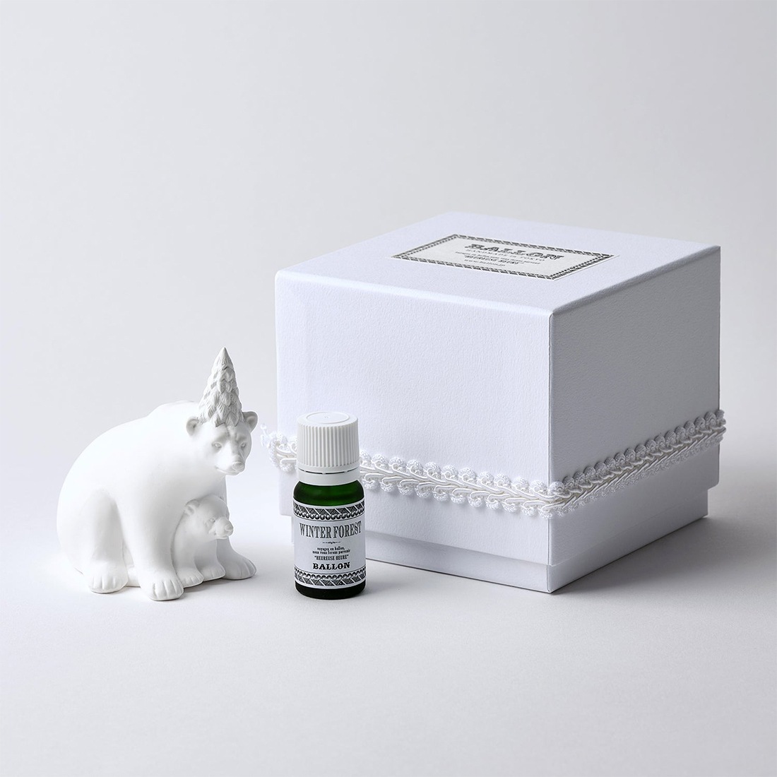 Ballon �Х��� AROMA ORNAMENT Polar Bear �ݡ��顼�٥� �������� �٥��� ������ ��� ���� �����ʥ��� ���֥��� ���ե� ���ꥹ�ޥ�<br><br>�� BALLON 2024 HOLIDAY COLLECTION �ӡ�HAPPY LOOP��