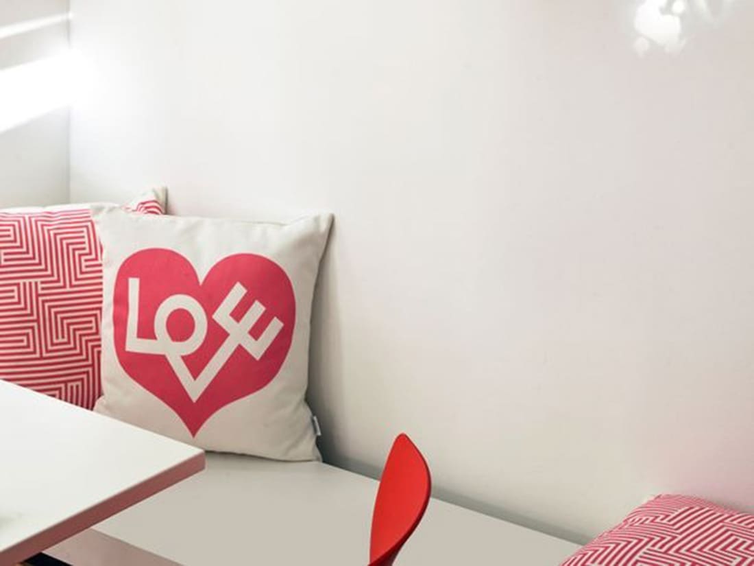 Vitra ヴィトラ Graphic Print Pillows Eyes Love Heart Alexander