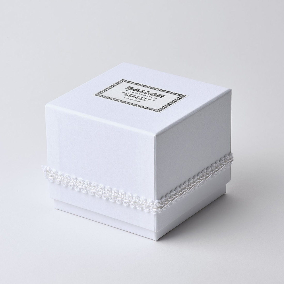 Ballon �Х��� Precious Coffret �ץ쥷�㥹���ե� 2024 NOEL �����ɥ� �����ʥ��� ������ ���ե� ���ꥹ�ޥ�<br><br>�� BALLON 2024 HOLIDAY COLLECTION �ӡ�HAPPY LOOP��