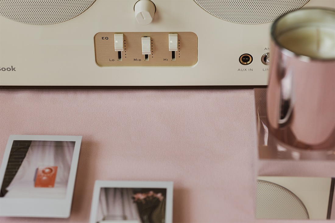 Tivoli Audio SongBook ���󥰥֥å� �ݡ����֥륹�ԡ����� Bluetooth �ץꥢ��� ���ܥꥪ���ǥ��� �饸��<br><br>�ݡ����֥륿���פ�Bluetooth���ԡ�������SongBook��