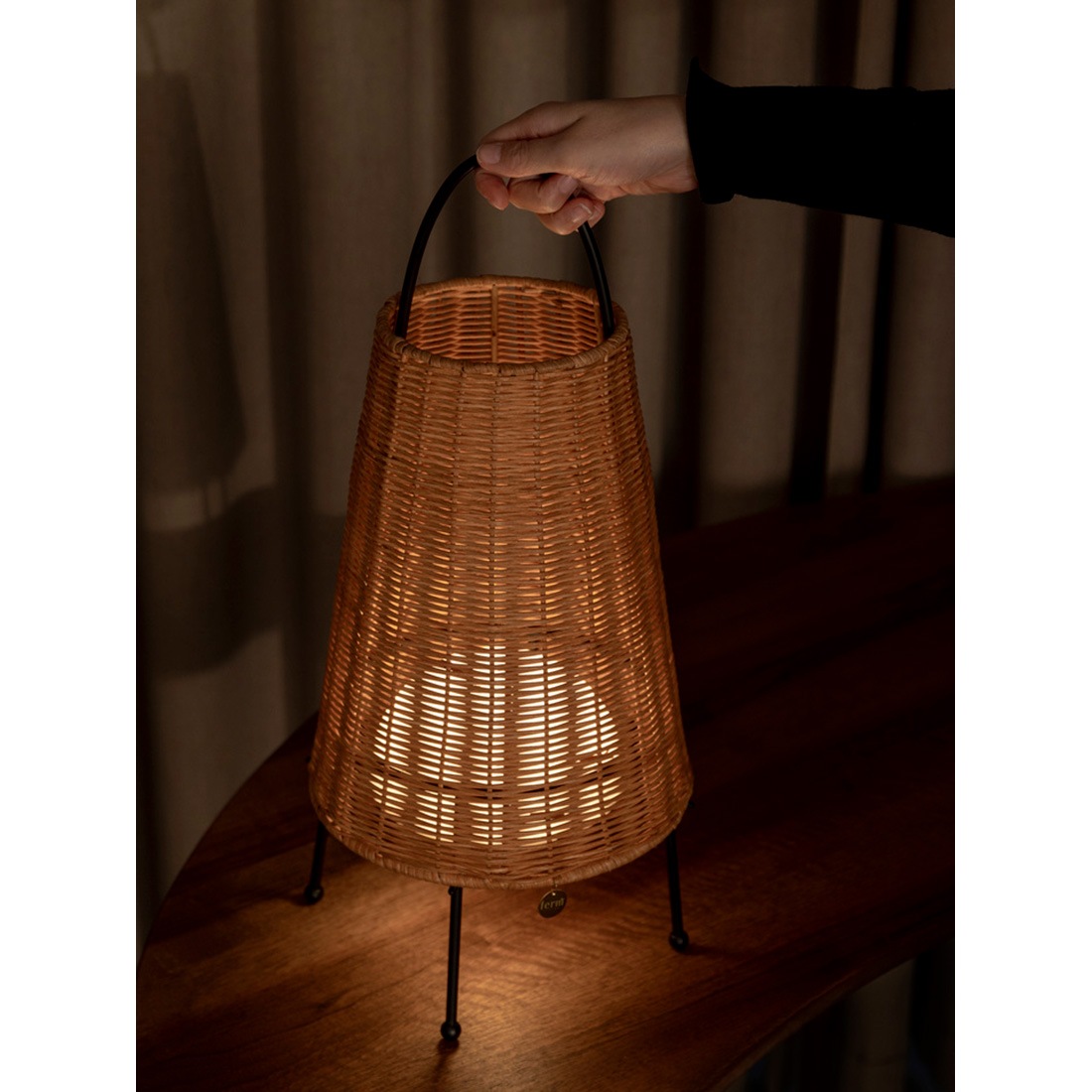 ferm LIVING �ե������ӥ� Porti Braided Lamp �ݥ�ƥ� �֥쥤�ǥåɥ��� �̲� ����ƥꥢ ���� �ݡ����֥�<br><br>���եȤǲ����ߤΤ���������ĥ饿�����ݡ����֥����