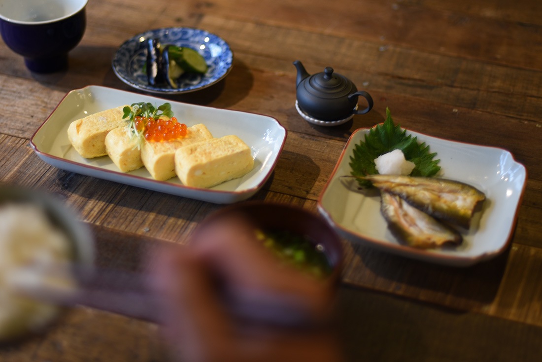 東屋 あづまや 木瓜角皿 縁錆 長角 ふちさび 天草陶石 お皿