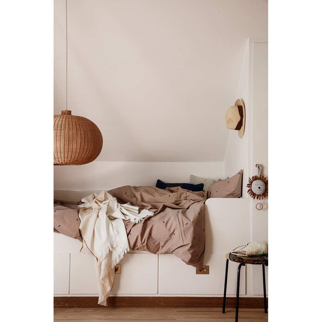 ferm LIVING �ե������ӥ� Braided Lampshade �֥쥤�ǥåɥ��ץ������� Belly �٥꡼ ���� �ڥ����� �饤��<br><br>ferm LIVING/�̤����򴶤������ѤǤ��襤������