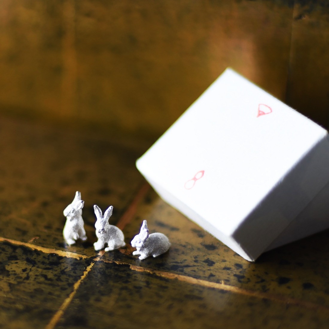 東屋 あづまや 干支の置物 卯 925 干支 縁起物 限定品 うさぎ 銀
