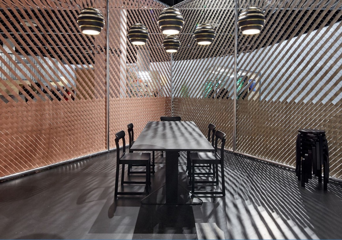 �ڥ���ƥå� artek��Atelier Chair ���ȥꥨ �������� <br> �ػ� ������ �̲� �ե������ ���ե� �ץ쥼��� �ڡ�RCP��