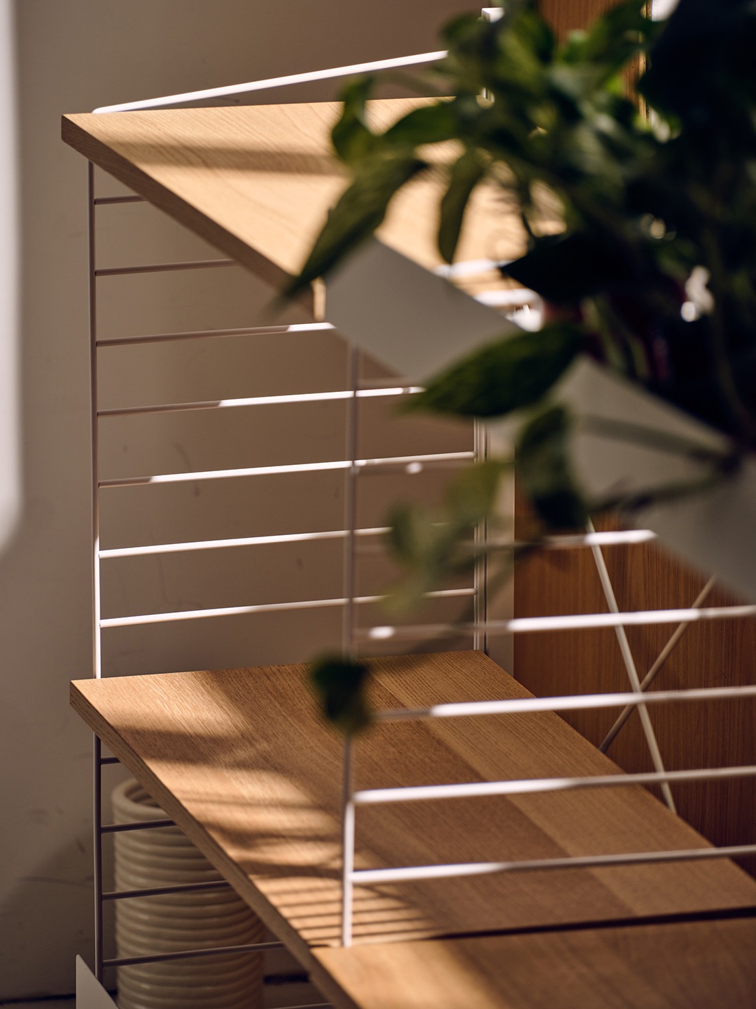 String funiture String System Freestanding Shelf ストリング