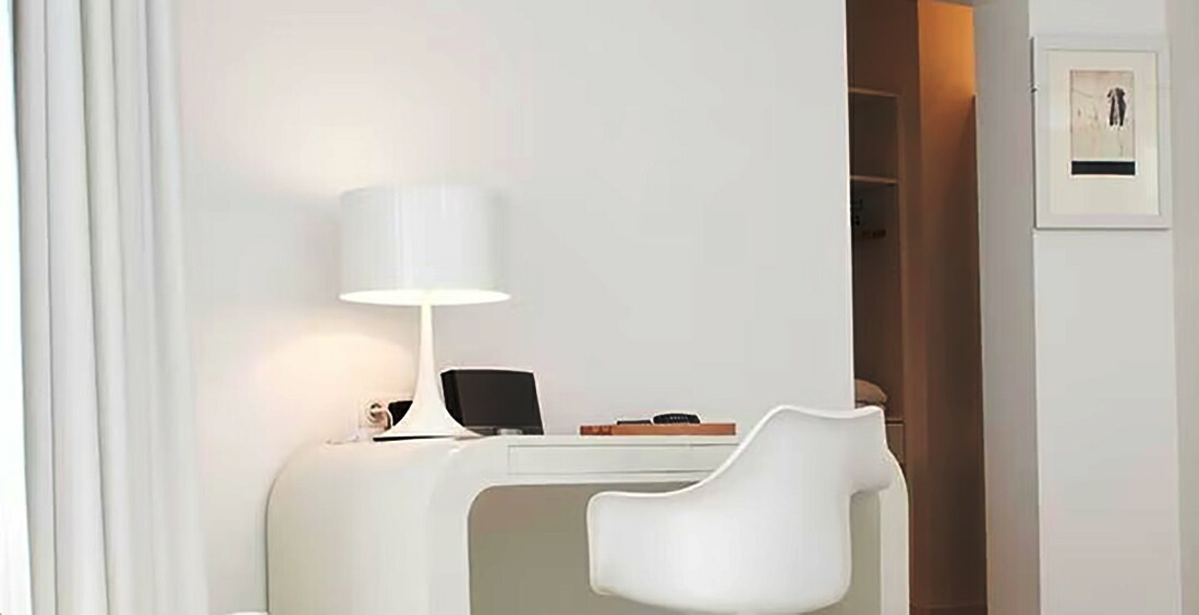 FLOS �ե��� SPUN LIGHT T1 ���ѥ�饤��T1  Sebastian Wrong ���Х�����󡦥��� ���ס���饤�� ���ܾ��� �ǥ����ʡ���<br><br>���٤ʥ���߲ù����������줿���쥬��Ȥʾ���