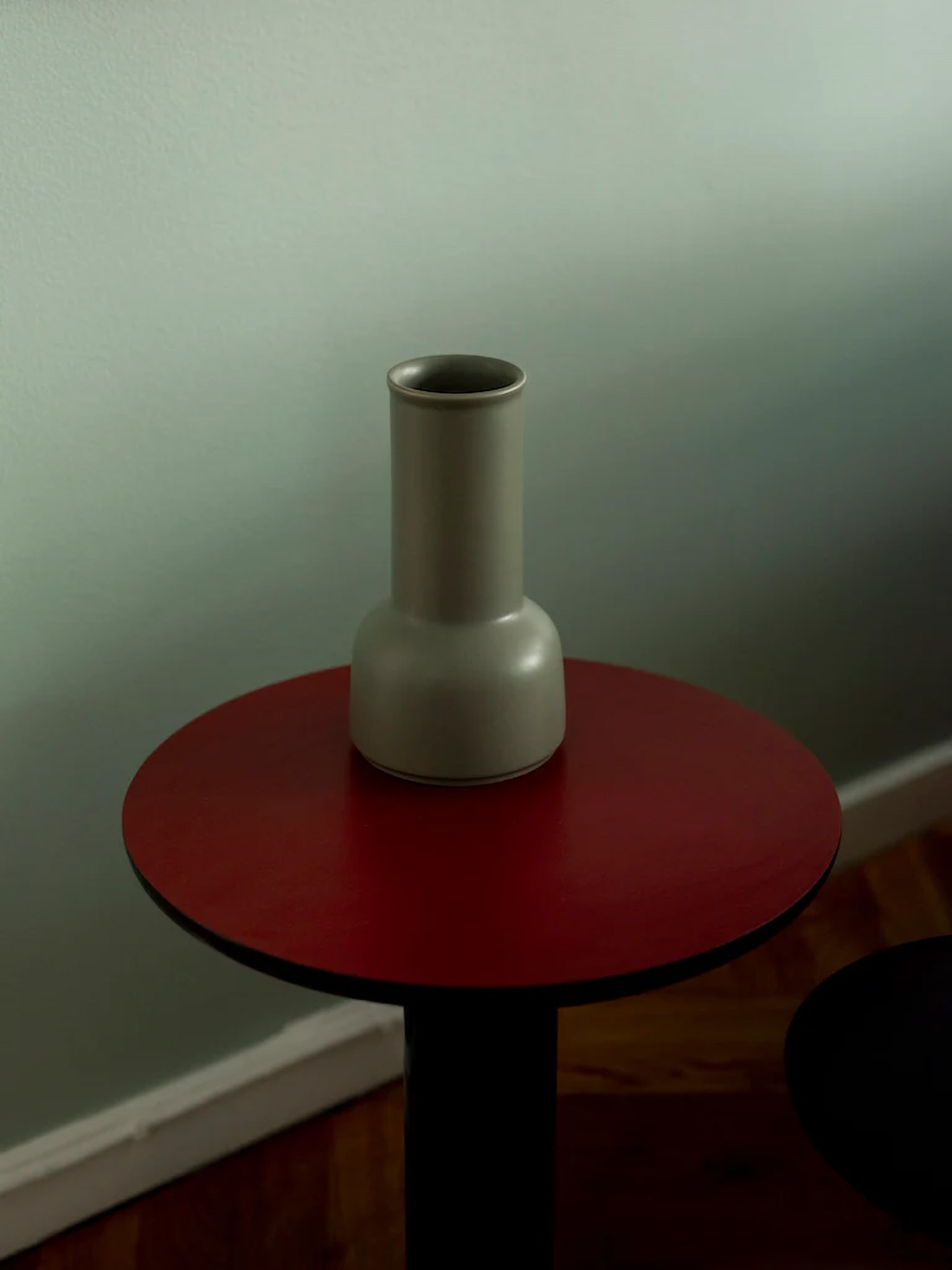 raawii �顼���� Coffee Thing �����ҡ����� George Sowden ���硼���������ǥ� �����ɥơ��֥� �� ���֥���<br><br>���硼���������ǥ󤬥ǥ����󤷤��ơ��֥�