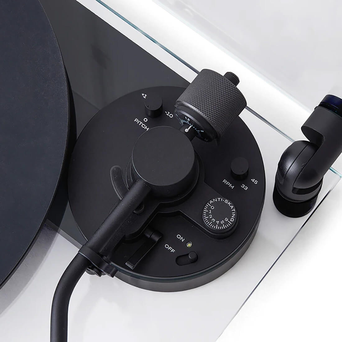 TRANSPARENT �ȥ�󥹥ڥ����ȡ�Turntable ������ơ��֥�