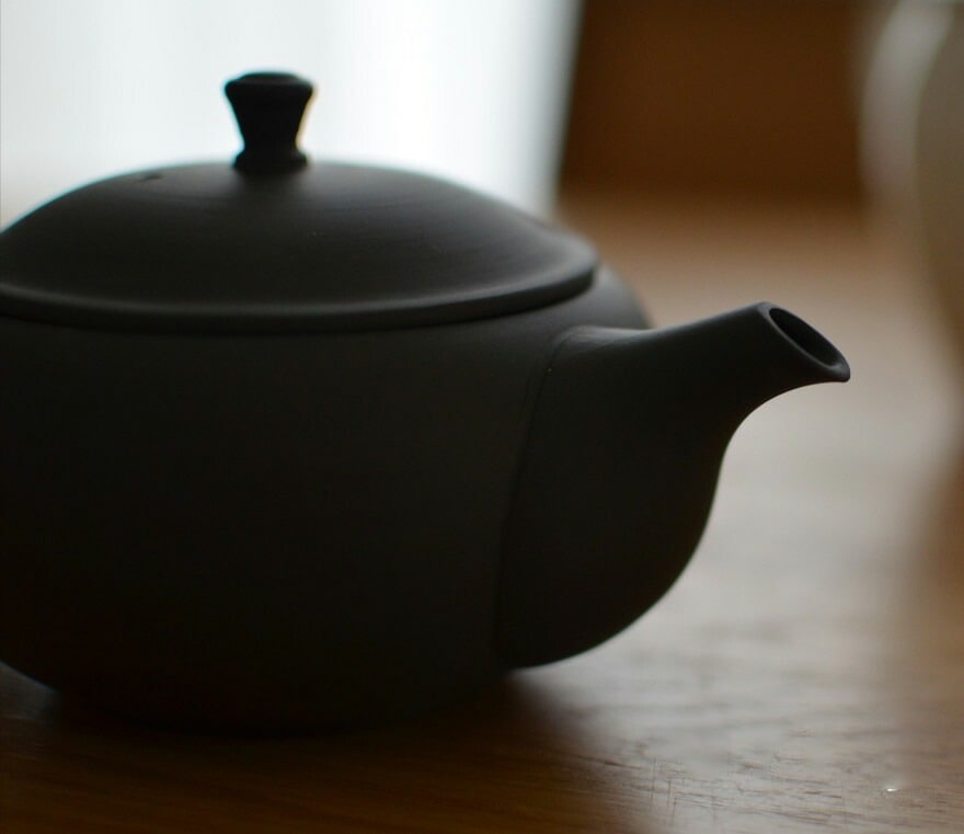 琉球　壷屋焼　急須　箱なし 急須 日本製 陶器 おしゃれ 万古焼 瑠璃千筋 お茶 ティー 新茶 緑茶