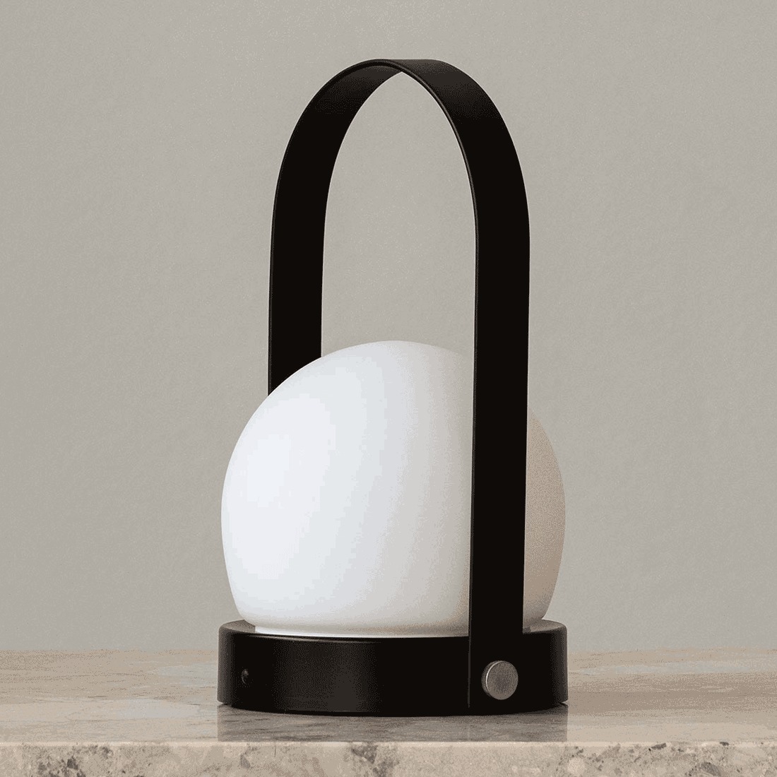 Audo  キャリー LED ランプ ブラック色 Audo Copenhagen Carrie LED Lamp キャリー LED ランプ 北欧