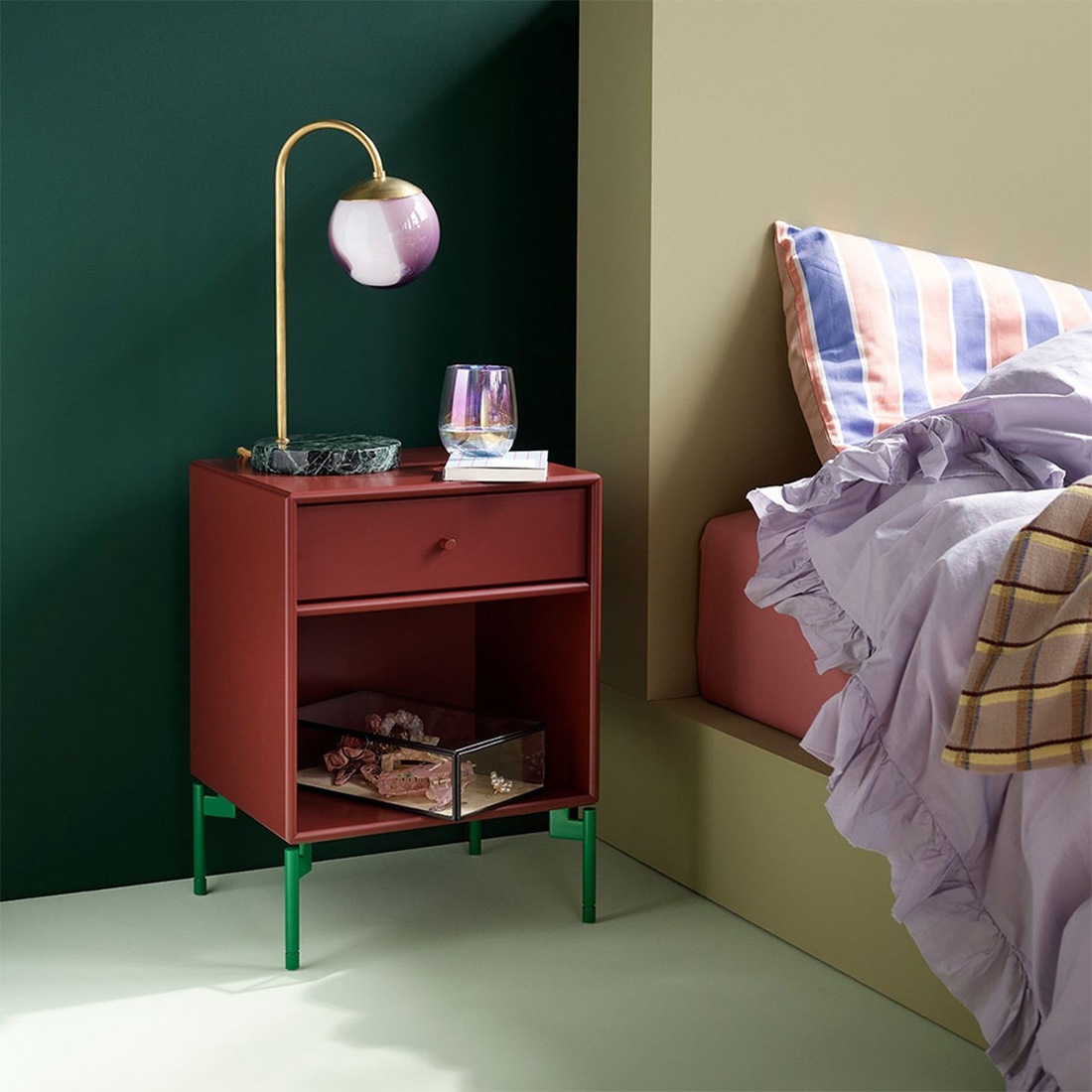 Montana 󥿥 ɥ꡼ʥȥ Dream Nightstand Peter J. Lassen ԡå ɥơ֥ ʥȥơ֥ Ǽ<br><br>쥬ȤǵǽŪ˴źʥ٥åɥɥơ֥