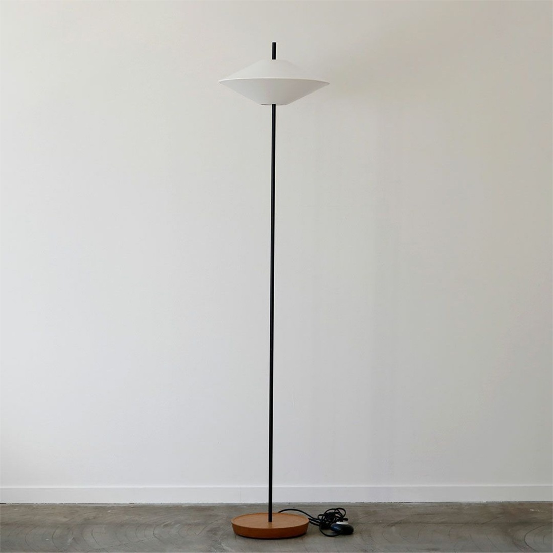 graf ����� sol ���� ������ɥ饤�� ���� �饤�� �ե�������<br><br>graf��Ω�����������䤷�Ƥ��륪�ꥸ�ʥ������sol(����)��