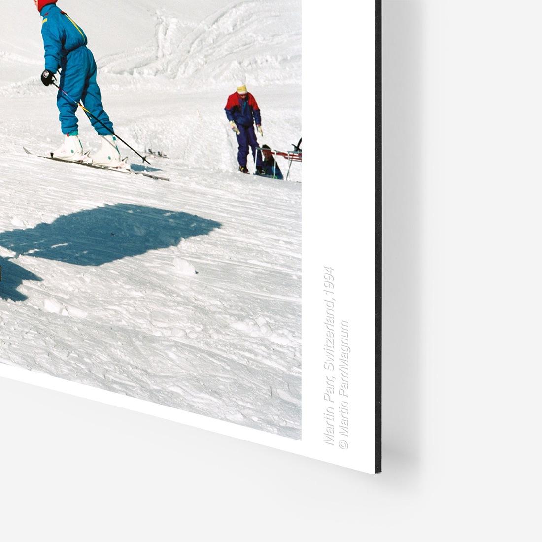 WRONGSHOP ���󥰥���å� Martin Parr �ޡ��ƥ��󡦥ѡ� Switzerland ������ �ݥ����� ������<br><br>�ѹ�ǺǤ�ͭ̾�ʼ̿��Ȥΰ�͡��ޡ��ƥ��󡦥ѡ��ˤ�뿷�����̿����꡼��